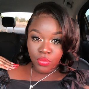 Meet your Posher, Ariel